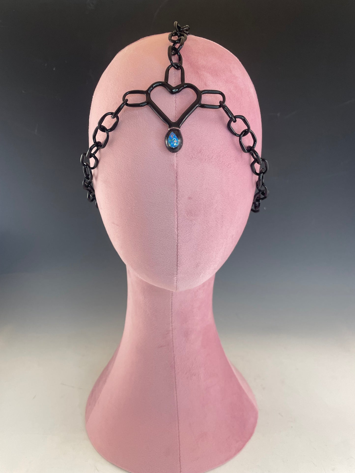 Black Heart Glass Head Chain